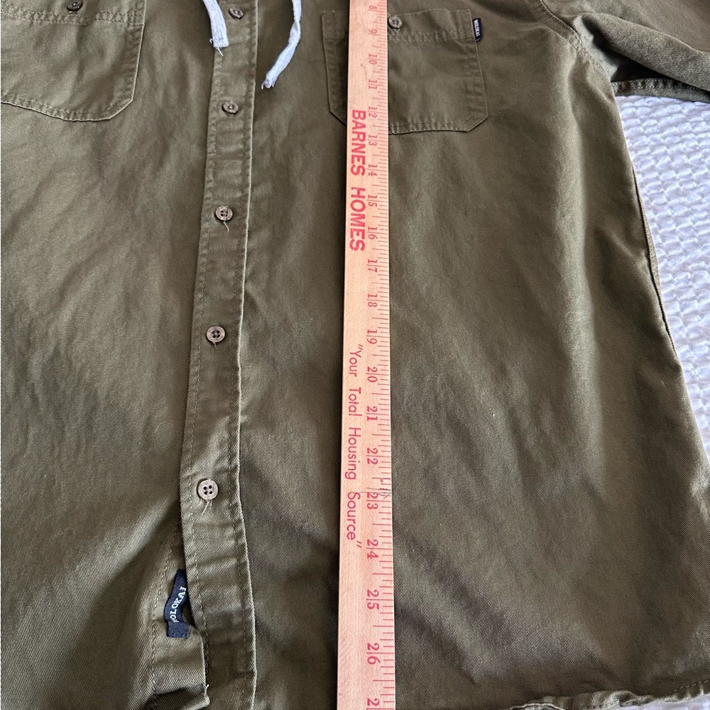 Men’s Cotton Molokai Shirt With Hood, XL - Fits like a Medium. - Picture 6 of 13